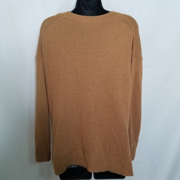 Halogen soft cozy crewneck  Tan sweater Size Medium - Picture 5 of 6